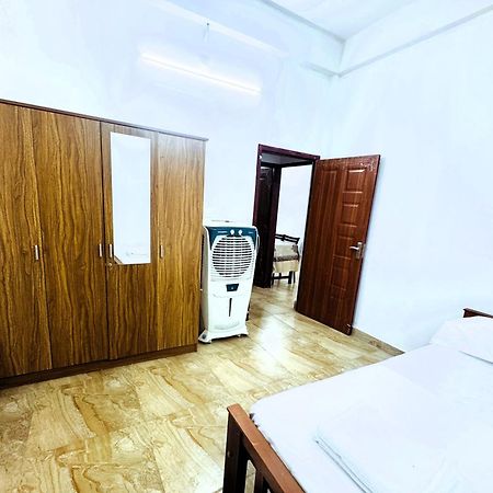 Vcs Apartments Parassinikadavu Parassinikkadavu Exteriér fotografie
