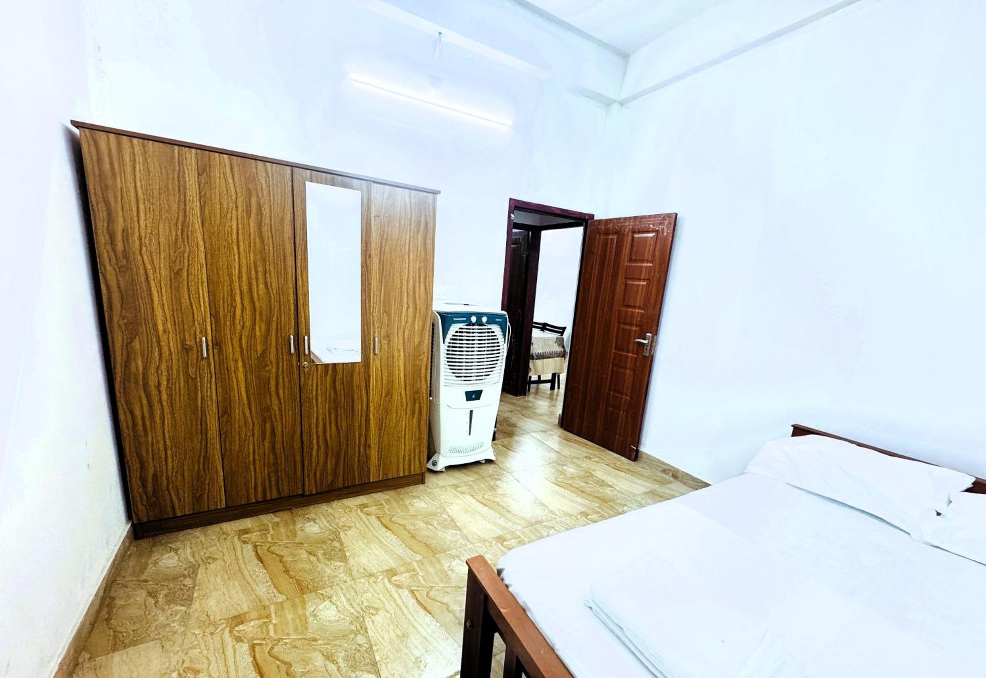 Vcs Apartments Parassinikadavu Parassinikkadavu Exteriér fotografie