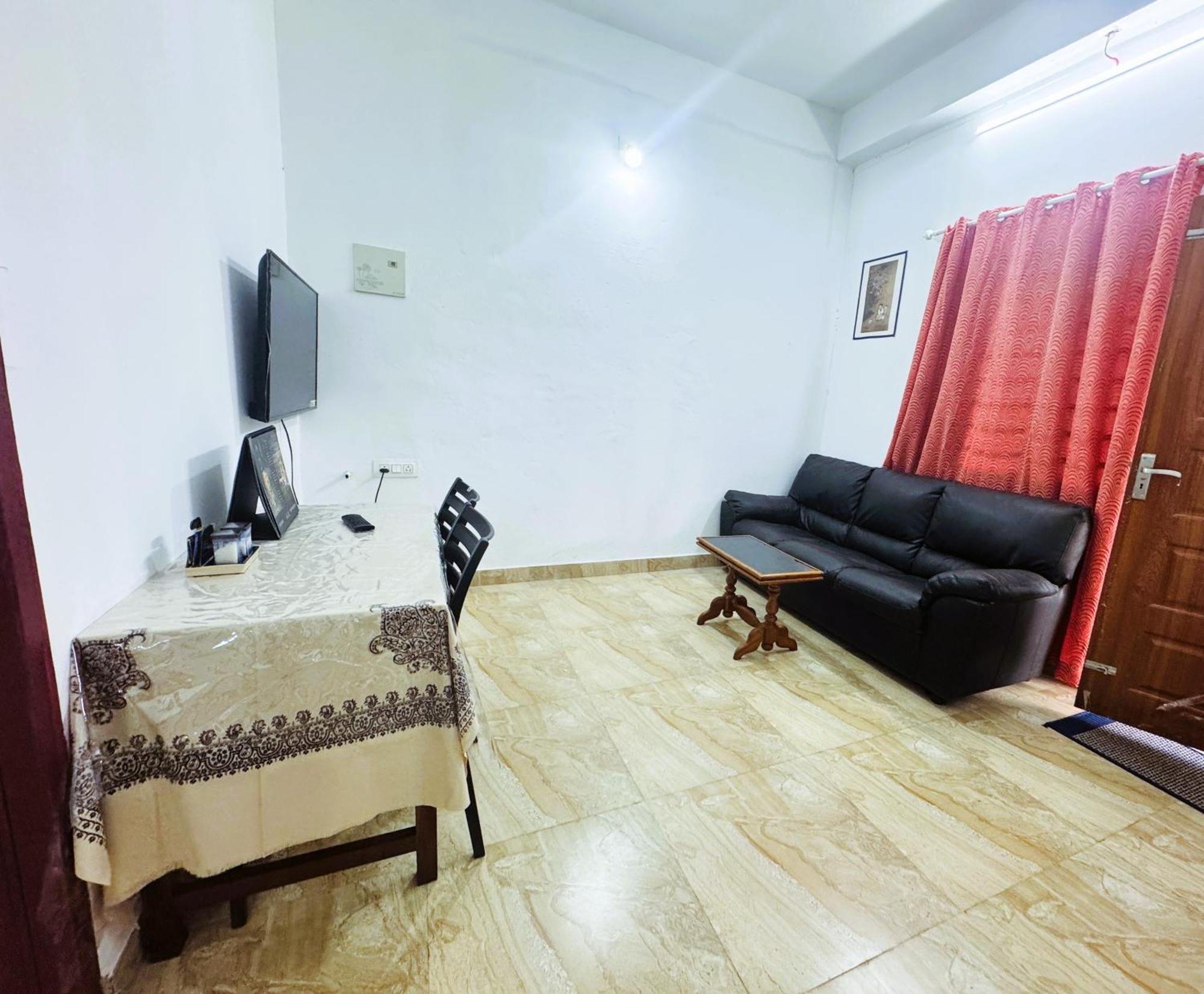 Vcs Apartments Parassinikadavu Parassinikkadavu Exteriér fotografie