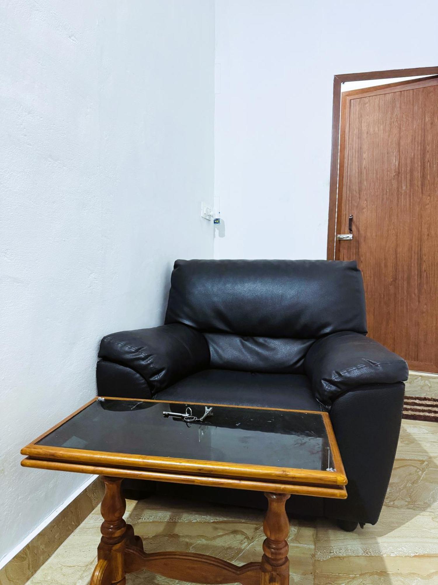 Vcs Apartments Parassinikadavu Parassinikkadavu Exteriér fotografie